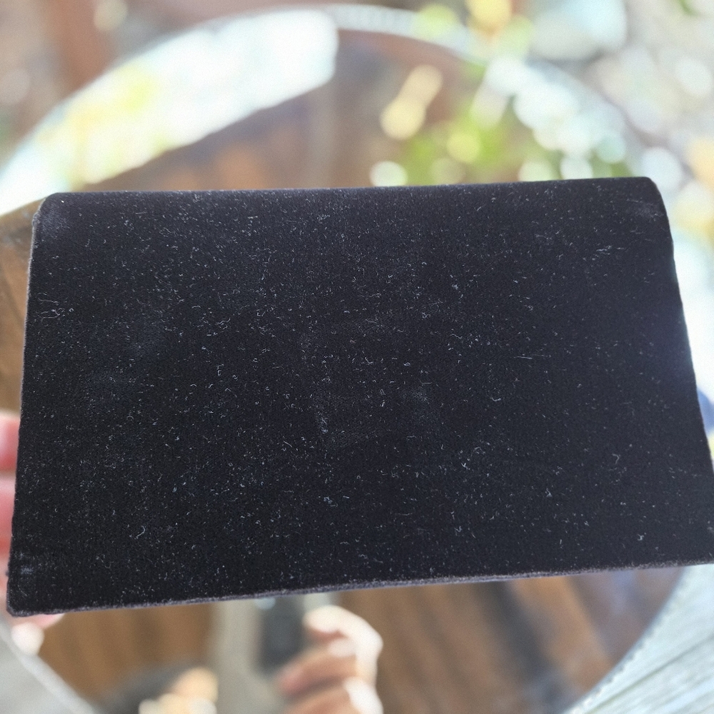 Galerie Black Velvet Formal Evening Clutch With Strap Satin Bow Accent - Picture 6 of 14